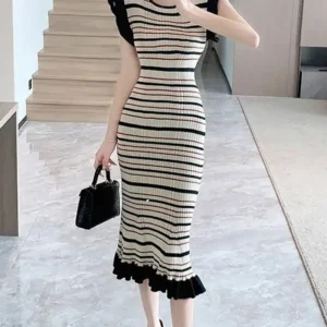 Elegant Fashion Harajuku Slim Fit Women's Clothing Loose Casual Sexy All Match Straight Skirt Stripe O Neck Sleeveless Dresses