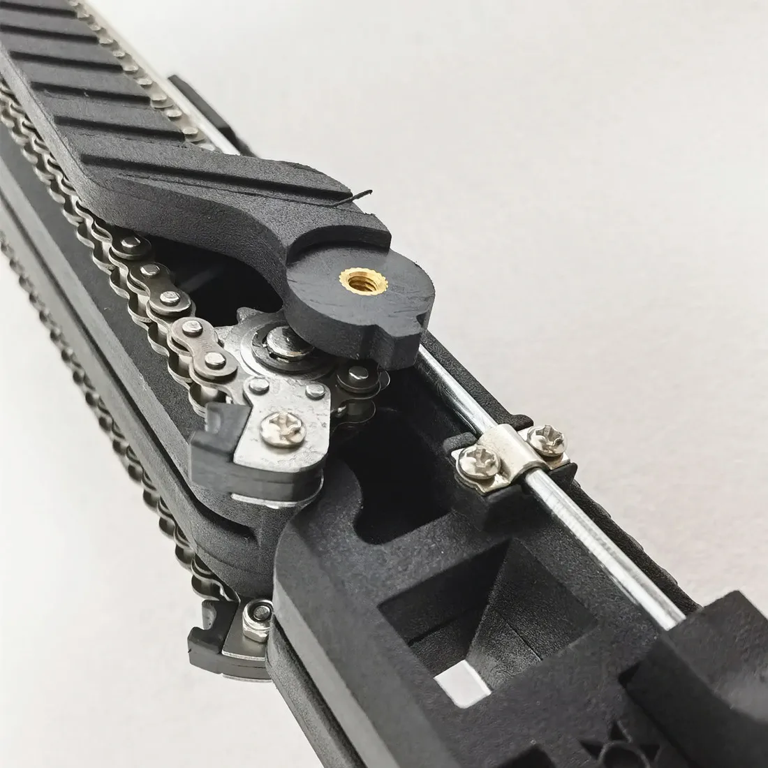 kf-H8f40624647f14ba794bb4a0d7b11ece45