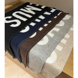 100% Women's Wool Scarf Luxury Brand Winter Thick Warm Scarf Flower Emblem High Quality Women's Fashion Cashmere Scarf