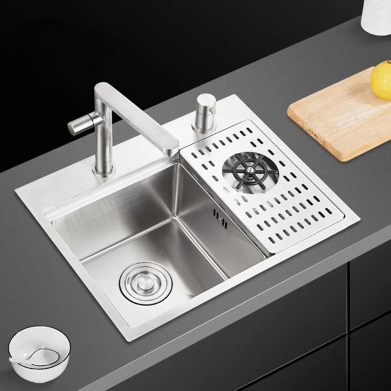 kf-S4f58f6592219444b9489e8ef39d0b410B