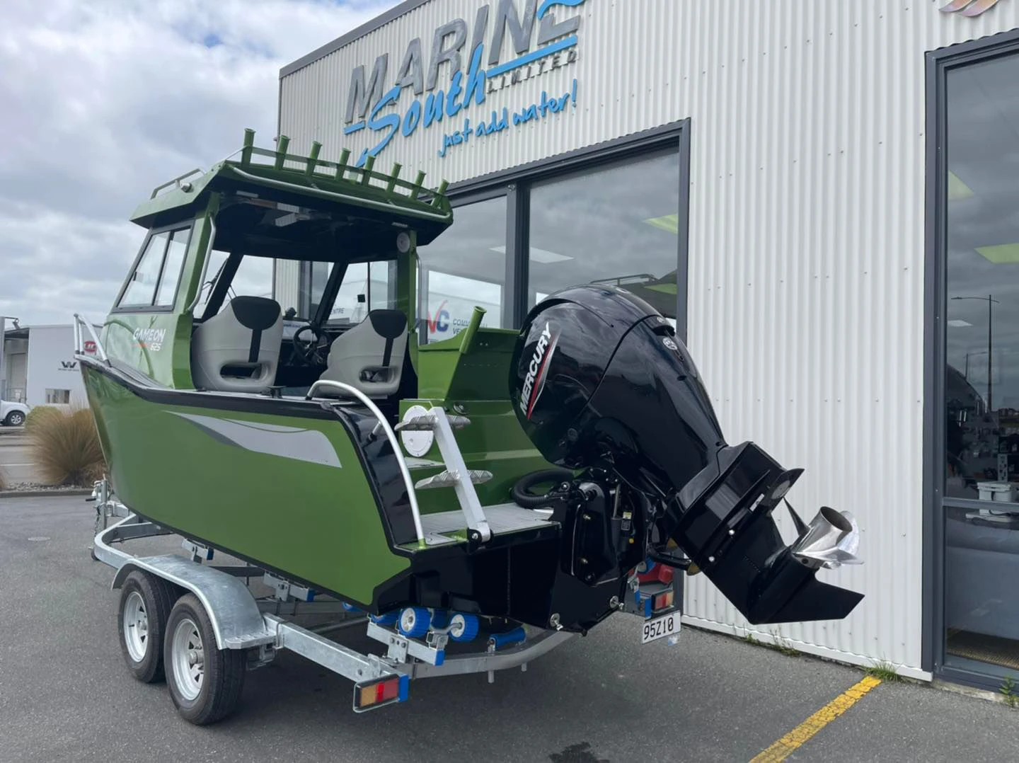 kf-Sdff067fbd8b346fca049a39287fb8edbV