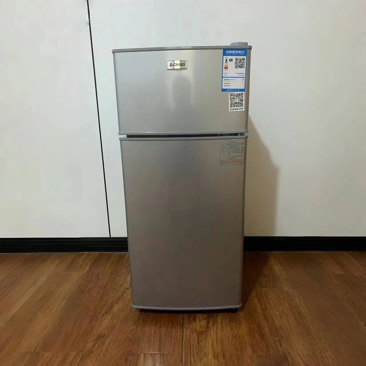 D 82L Low-priced and Hot-selling Small-capacity Two-door Refrigerator with Refrigeration Fresh-keeping and Freezing Functions